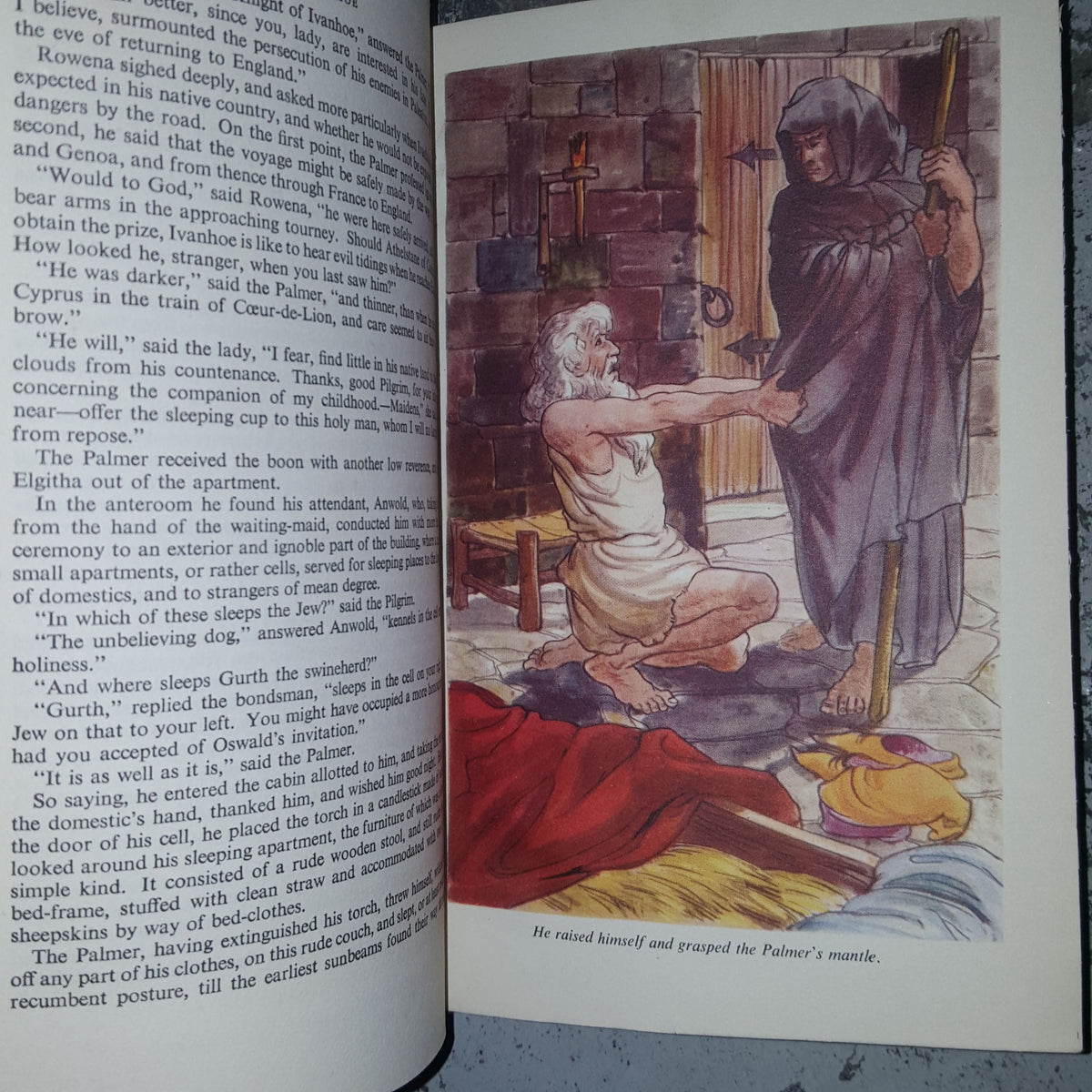 Ivanhoe by Sir Walter Scott - The Heirloom Library, Illustrated