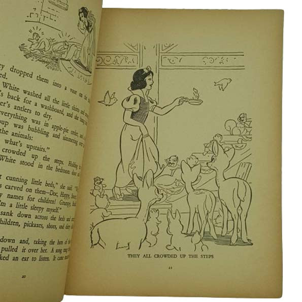 Walt Disney's Snow White and the Seven Dwarfs - Dean &amp; Son