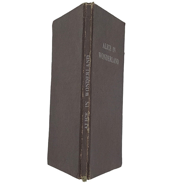 Lewis Carroll's Alice in Wonderland - Gulliver Books Ltd.