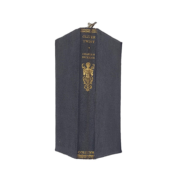 Charles Dickens' Oliver Twist - Collins