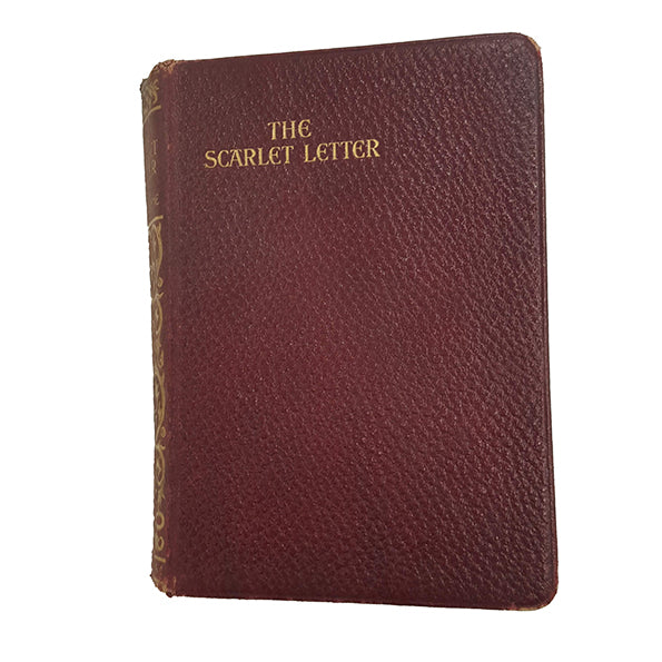 Nathaniel Hawthorne's The Scarlet Letter - Collins, c.1915