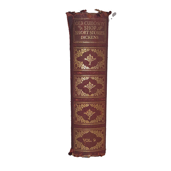 Charles Dickens' Old Curiosity Shop - Caxton Publishing
