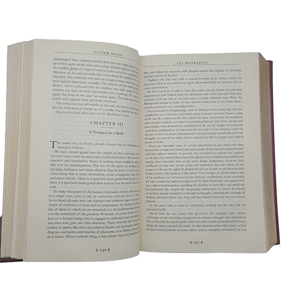 Les Miserables by Victor Hugo - Canterbury Classics, 2015