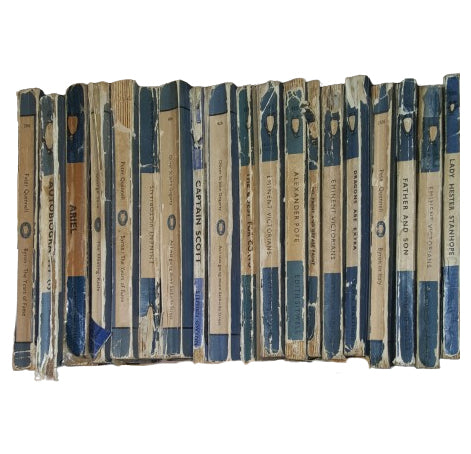 Well-Loved Books by the Foot: Blue Penguin Biographies