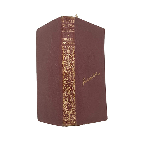 Charles Dickens' A Tale of Two Cities - Collins