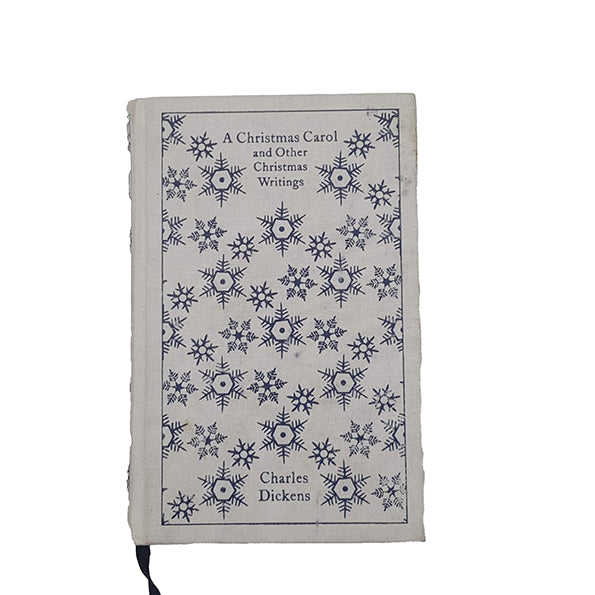 Charles Dickens' A Christmas Carol - Penguin Clothbound, 2010