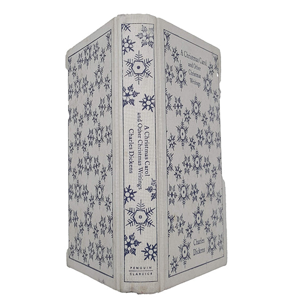 Charles Dickens' A Christmas Carol - Penguin Clothbound, 2010