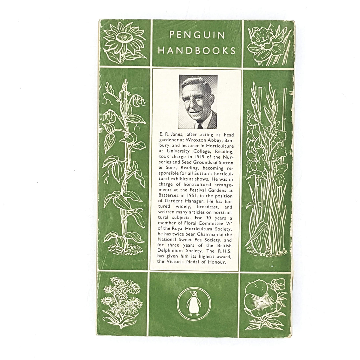 penguin-handbook-flower-garden-green-country-house-library