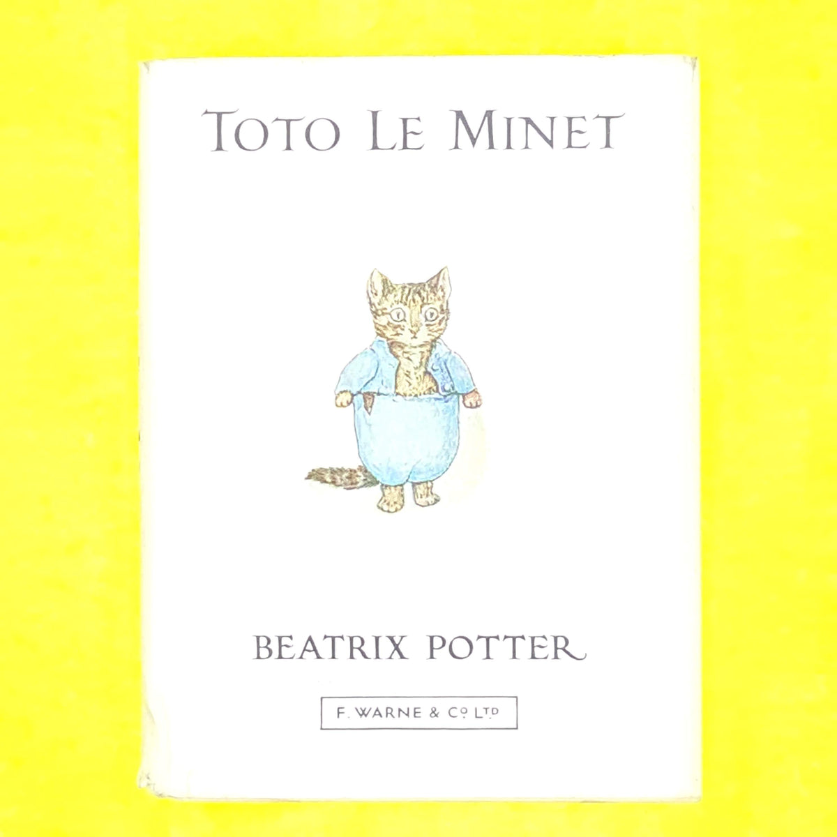 french-language-decorative-books-thrift-tom-kitten-beatrix-potter-country-house-library-old-patterned-1973-warne-antique-vintage-classic-toto-le-minet-