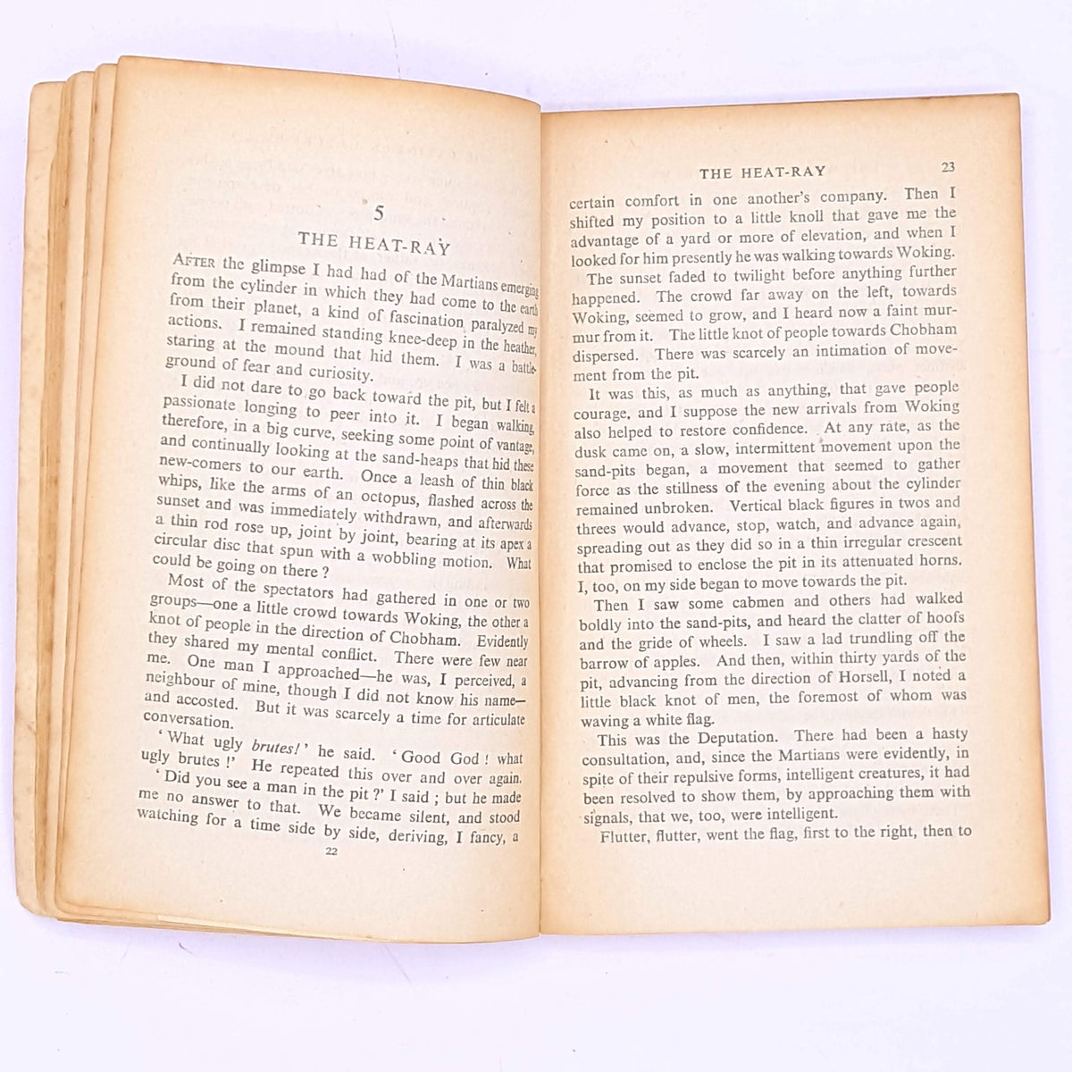 H.G. Wells, The War Of The Worlds, Penguin, 1946