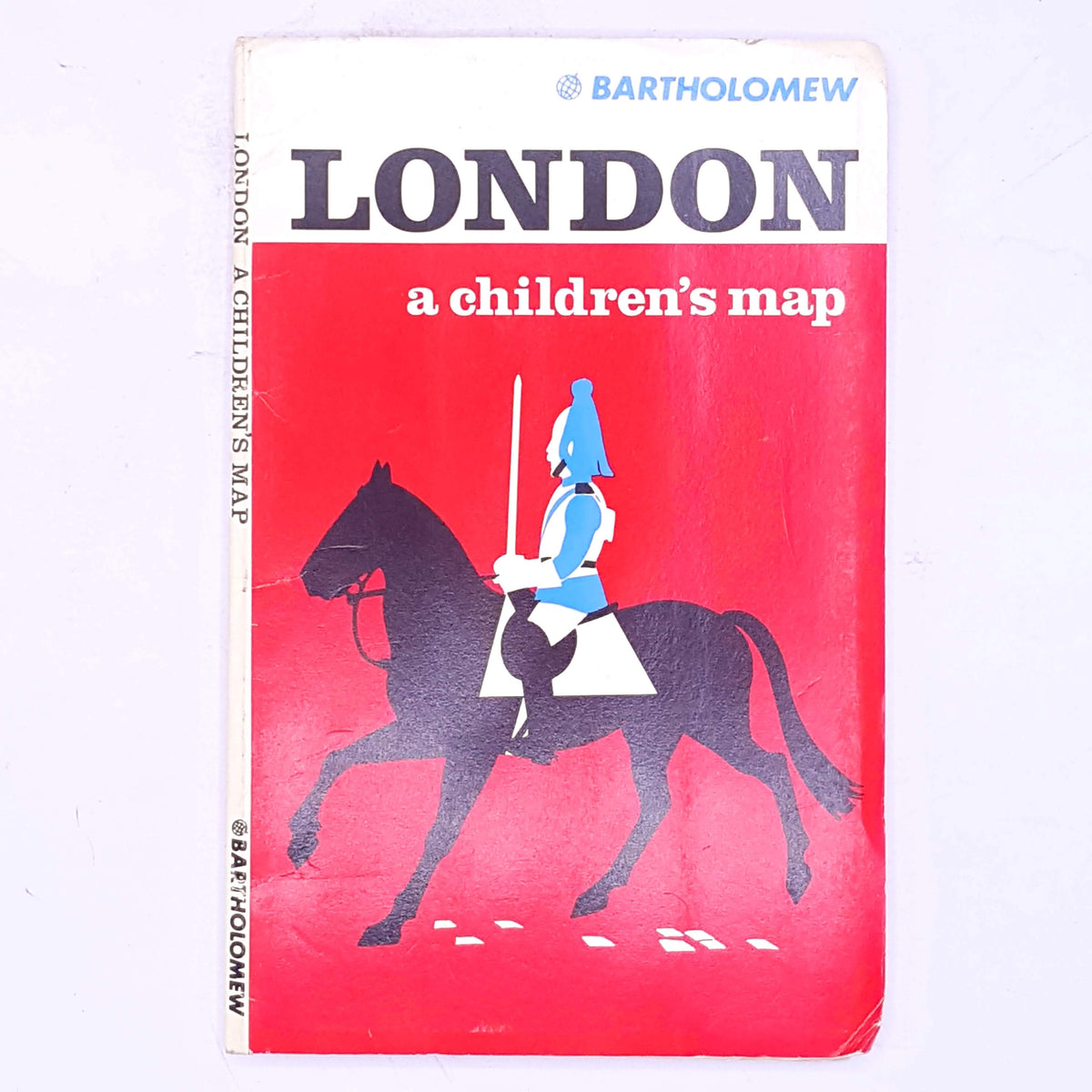 patterned-vintage-illustrated-thrift-london-england-britain-uk-history-geography-map-books-old-country-house-library-antique-decorative-classic-