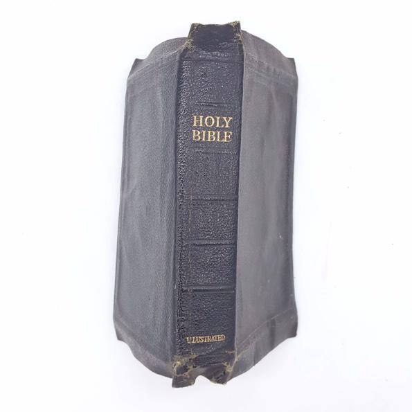 The Holy Bible - Illustrated c.1947