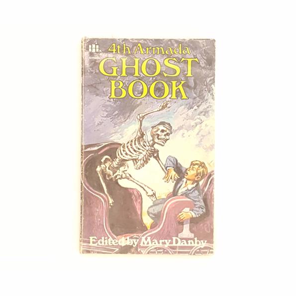 4th Armada Ghost Book 1972 - Country House Library
