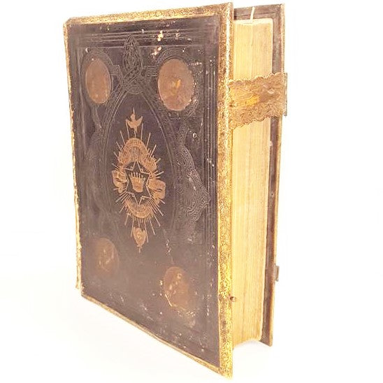 Brown&#39;s Self-Interpreting Family Bible