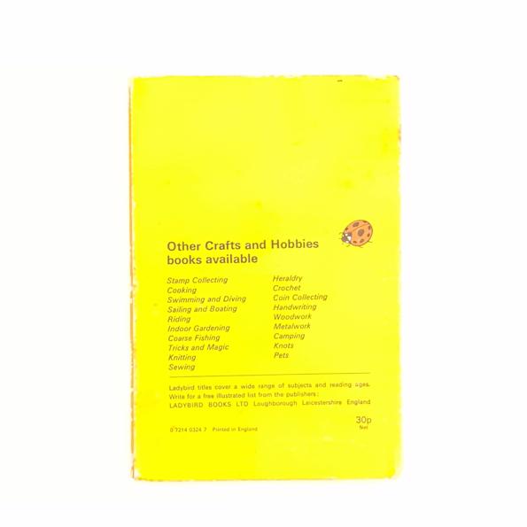 Ladybird 634 Learnabout: Making a Transistor Radio by G.C. Dobbs 1972