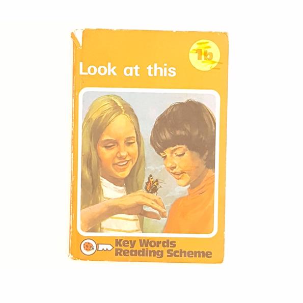 Ladybird 641 Key Words Reading Scheme: 1b Look At This by W. Murray - Country House Library