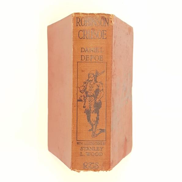 Daniel Defoe's Robinson Crusoe c1930
