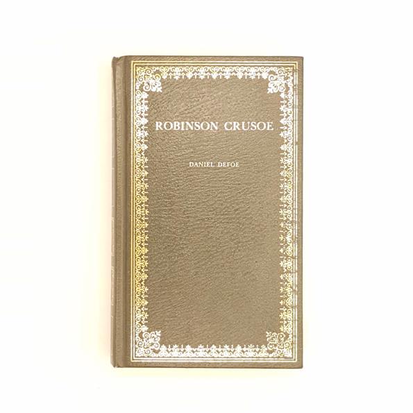 Daniel Defoe's Robinson Crusoe - Country House Library