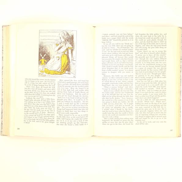 The Illustrated Treasury of Children's Literature 1960