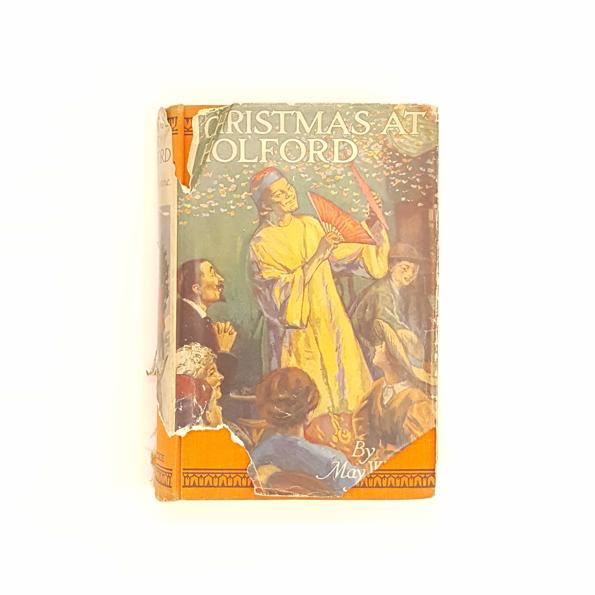 Christmas At Holford by May Wynne - Country House Library
