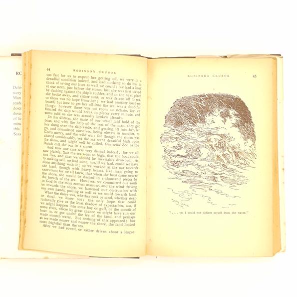 Daniel Defoe's Robinson Crusoe c1952