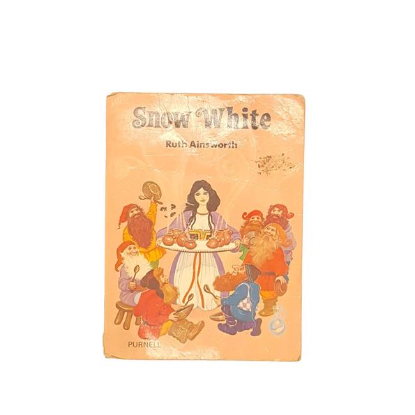 Snow White by Ruth Ainsworth 1978