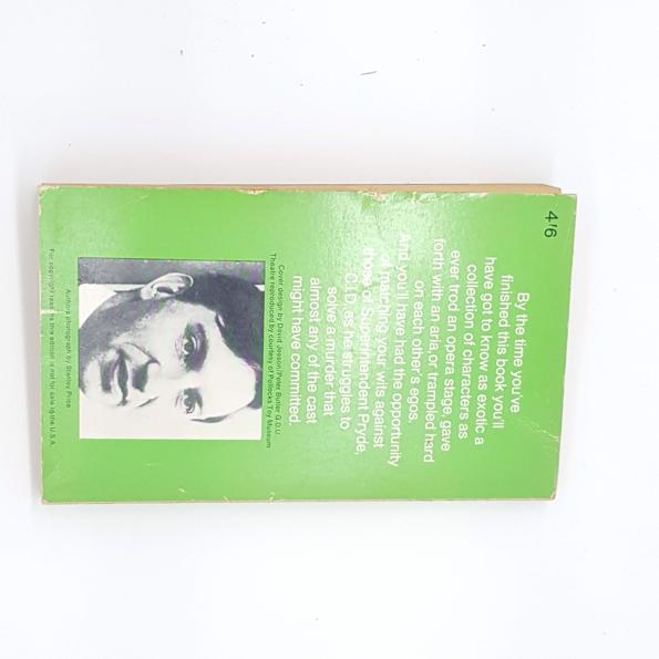 Death Of A Fat God  H.R.F Keating - Penguin,1963