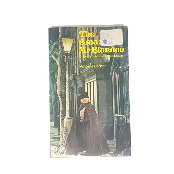 The Amazing Mr. Blunden by Antonia Barber, puffin,1975