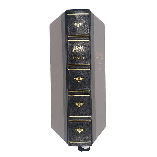 Dracula by Bram Stoker - BCA 1993-4