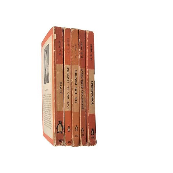 H.G. Wells' The Time Machine etc. Vintage Penguin Collection, 1940-6