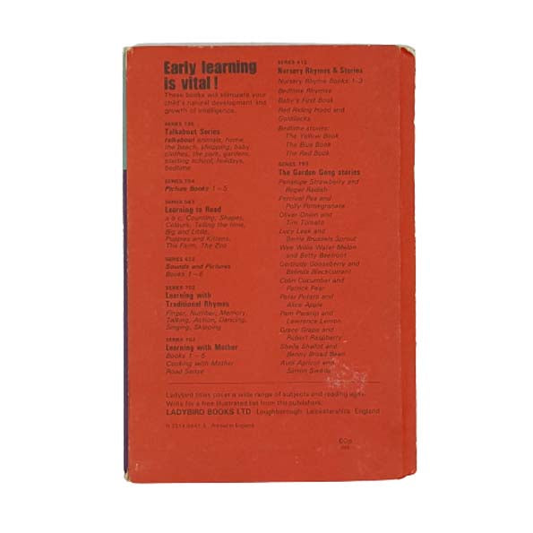 Ladybird 735 Talkabout: Clothes