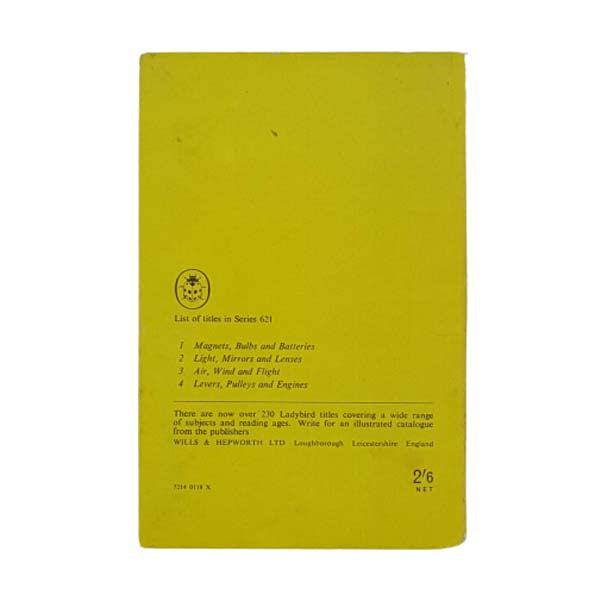 Ladybird 621 Junior Science: Magnets, Bulbs and Batteries 1962