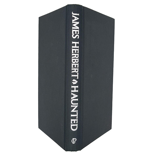 Haunted by James Herbert - Guild Publishing 1988