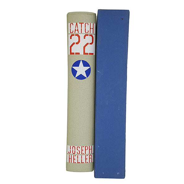 Catch 22 by Joseph Heller - Folio 2004